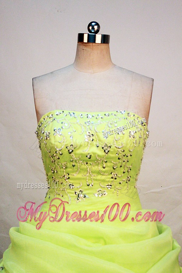 Embroidery and Beaded Quinceanera Dress in Yellow Green